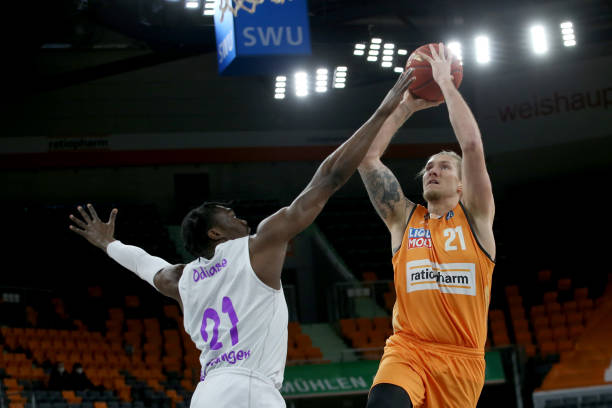 以及当前正 以及当前正