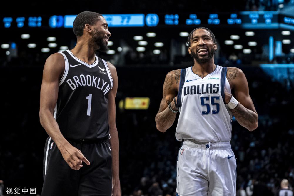 他用果断出 他用果断出